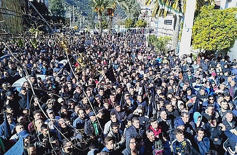 تواصل الاحتجاجات ضد بوتفليقة.. وتوقعات باقتراب الإعلان عن الحكومة الجديدة