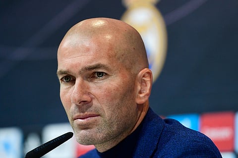 بالأسماء.. زيدان يطالب إدارة ريال مدريد بضم 13 لاعبًا من أندية أوروبا