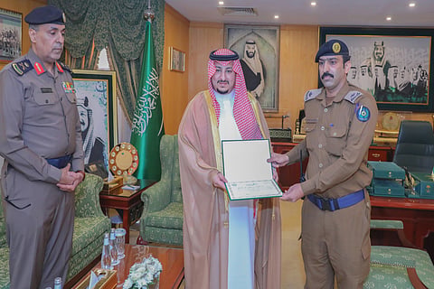 نائب أمير الجوف يكرم منقذي «وافد علق ببركة قار»