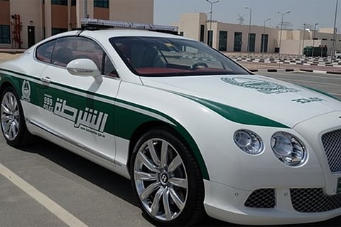 شرطة دبي تطيح بـ«فاتنة سناب شات».. خليجي تستر خلف صور فتيات للإيقاع بالشباب