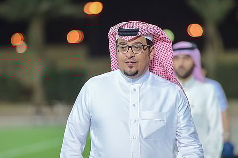 رئيس التعاون يوجّه رسالة مهمة لجماهير فريقه قبل مواجهة الهلال