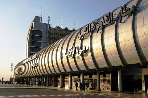 هبوط اضطراري لطائرة سعودية بمطار القاهرة لإنقاذ حياة رضيع