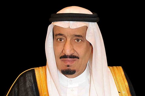 الملك يوافق على صرف مكافأة تشجيعية لبعض منسوبي المراقبة العامة