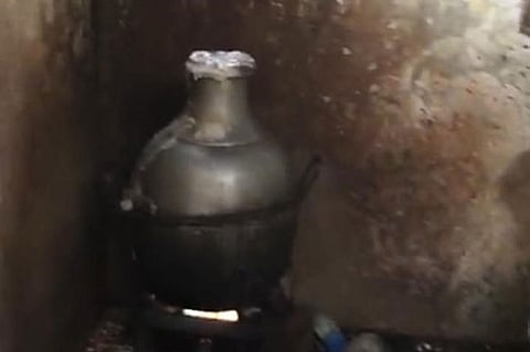 ضبط منزلين شعبيين لتحضير وإعداد الفول لمطاعم بجدة