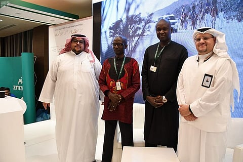 الوفود الإعلامية المشاركة في نقل وقائع القمم الثلاث يشيدون بدور السعودية الريادي