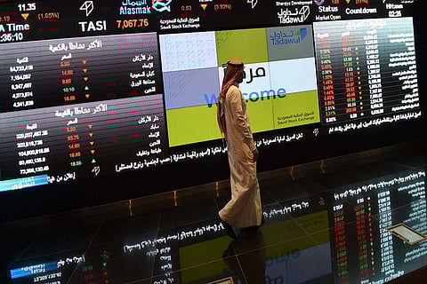البورصة السعودية تقود أسواق المنطقة وتغلق على ارتفاع 1.2%