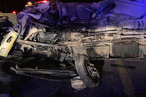 حادث مُروِّع.. مصرع زوجين وطفلتهما بـ«صدمة شاحنة» في الطائف