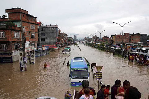 ارتفاع عدد قتلى الانهيارات الأرضية والفيضانات في نيبال إلى 43 شخصًا