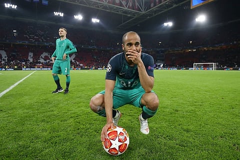 مورا يمدد تعاقده مع توتنهام حتى 2024