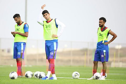 أبها يواصل الاستعداد للرائد في غياب فانيفا والنجعي