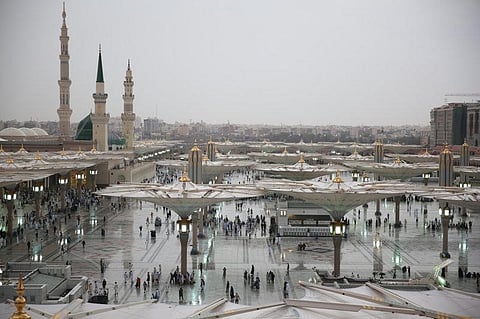 مدني المدينة يحذر من التقلبات الجوية ويدعو إلى اتباع تعليمات السلامة