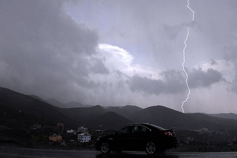 الراصد «الحربي» يحدد موعد الأجواء الشتوية بالشمال