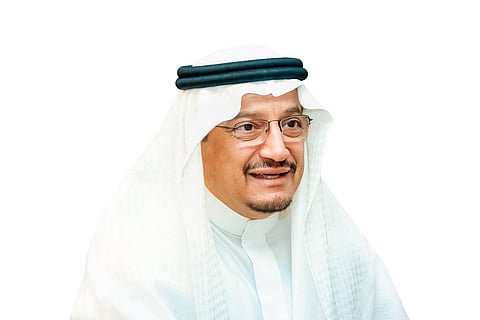 وزير التعليم يوجه بإقامة حفلي جائزة التميز وتكريم المعلمين المتقاعدين في اليوم العالمي للمعلم العام القادم