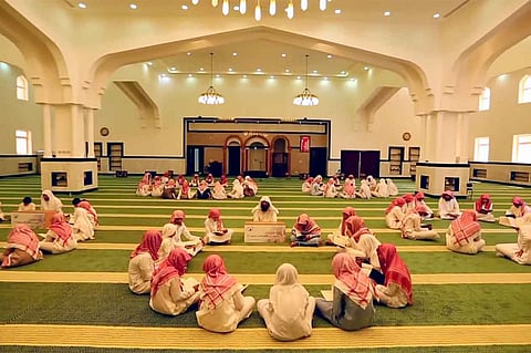 «نور» لحفظ القرآن الكريم تكرم 12 حافظًا لكتاب الله الكريم