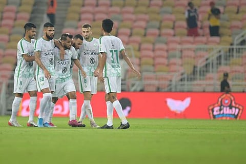 الأهلي وجروس يطاردان الوصافة في مواجهة الحزم.. اليوم
