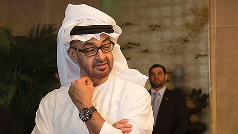 محمد بن زايد يهنئ خادم الحرمين ومحمد بن سلمان بتتويج الهلال