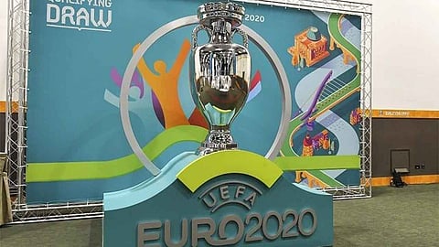 «يويفا» بصدد تطبيق قاعدة جديدة للتبديلات في يورو 2020