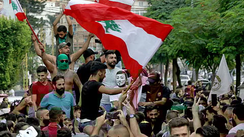 لبنان.. تجدُّد المواجهات بين قوات الأمن والمتظاهرين قرب البرلمان
