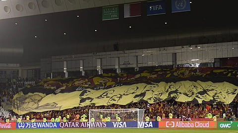 بالفيديو.. جماهير الترجّي تشتبك مع الأمن القطري عقب الهزيمة من الهلال