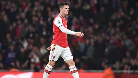 مدرب أرسنال: سأمنح «تشاكا» كل الدعم.. وسعيد بعودة علاقته بالجماهير