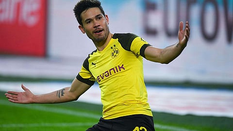 «فايجل» بصدد الرحيل عن «بروسيا دورتموند» والذهاب إلى «بنفيكا»