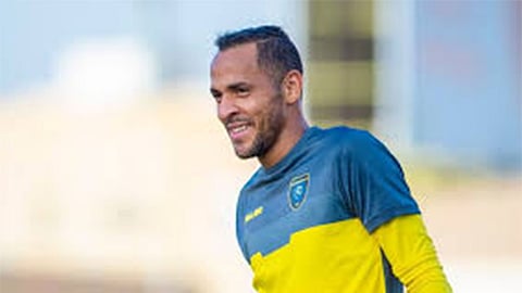 التعاون يجدّد عقد البرازيلي نيلدو لعام جديد