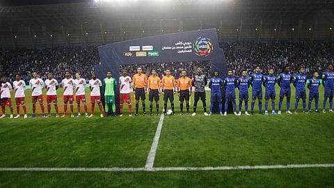 فيديو.. الوحدة يستغل خطأ البريك ويسجل هدفًا رائعًا في شباك الهلال