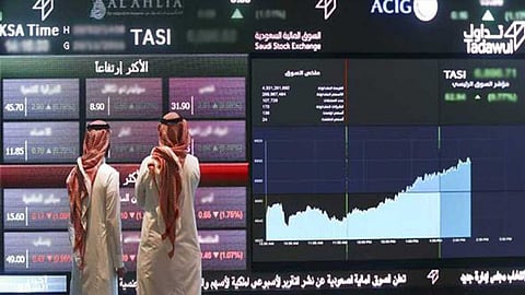 أجواء عالمية إيجابية تصعد بمؤشر سوق الأسهم 0.32% جلسة نهاية الأسبوع
