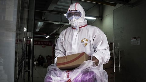 الصحة العالمية بعد انتشار كورونا: نعمل على وضع توصيات لتمكين طواقمنا من السفر للصين