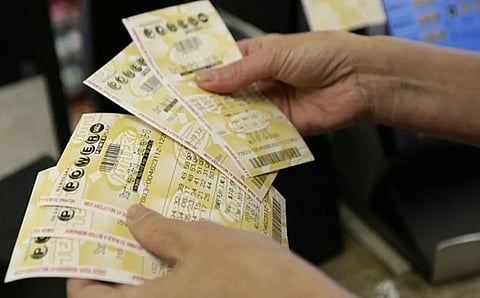 رجل يفقد تذكرة يانصيب بـ100 ألف دولار ويستعيدها في ساوث كارولينا