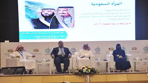 بالصور.. 10 توصيات لمواجهة التحديات المتلاحقة في مجال التوظيف