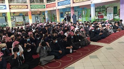 بالصور.. صحة حفر الباطن تنظم حملات توعوية عن كورونا بالمنشآت التعليمية