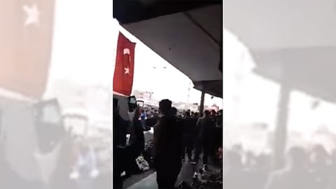بالفيديو.. «أنصار أردوغان» يخرّبون ممتلكات السوريين في حماية الأمن