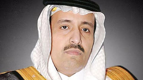 أمير الباحة يوجه بتكثيف الرقابة على المطاعم والبوفيهات بسبب كورونا