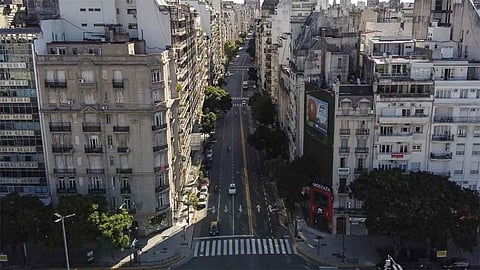 الأرجنتين تعتزم سداد نصف أجور عمال القطاع الخاص