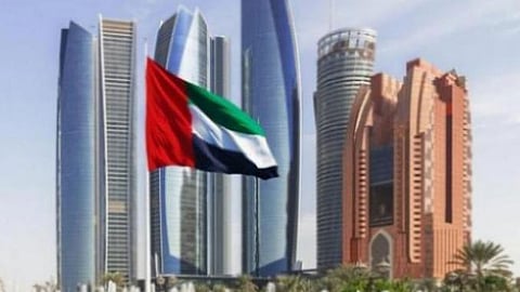 بضوابط.. اتجاه إماراتي لفتح المراكز التجارية في رمضان