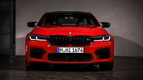 بي إم دبليو M5 2021 تنطلق رسميًا بشكل جديد وتقنيات محسنة