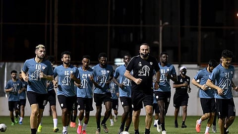 الداود ردًّا على المقللين من جمهور الشباب: شاهدوا مبارياته بمكة والمدينة