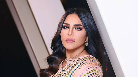 بالفيديو.. تعرف على تفاصيل خضوع أول فنانة عربية لتجارب لقاح كورونا