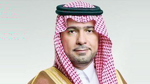 الحقيل يجمع ممثلي أصحاب عربات الطعام ويستوعب همومهم