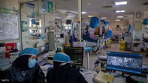 دراسات طبية تكشف ملاحقة كوفيد-19 للمتعافين بتشوهات وأمراض أخرى خطيرة