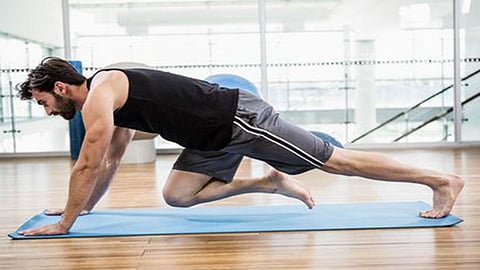 خبير يحذر: لا توقف التمارين الرياضية تمامًا بسبب كورونا