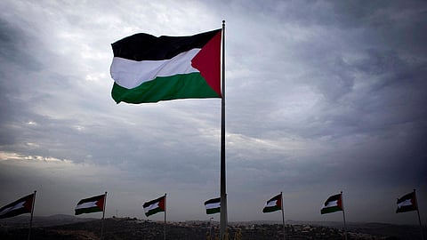 قمة عربية ثلاثية تبحث إقامة دولة فلسطينية مستقلة عاصمتها القدس