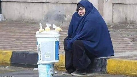 القصة الكاملة لصورة سيدة المطر التي شغلت المصريين