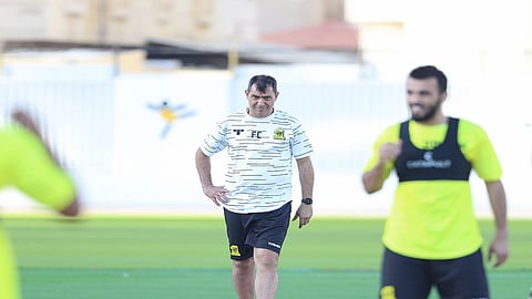 بالأسماء.. البرازيلي كاريلي يدفع بقوته الضاربة في مواجهة الشباب