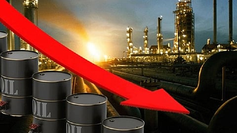 أسعار النفط تتراجع بأكثر من 3 دولارات
