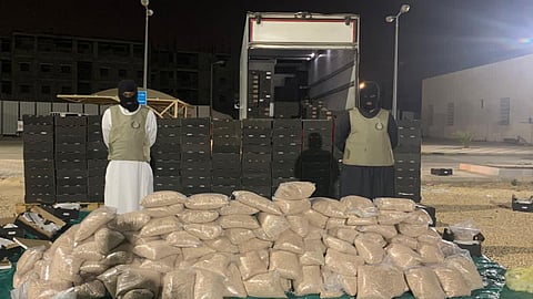 «المكافحة» تضبط 4 ملايين قرص أمفيتامين وشبو وهيروين بالرياض والشرقية