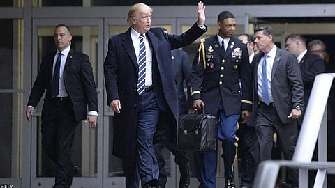 الحقيبة النووية.. واقعة ترامب تظهر نسختين من «الفوتبول»