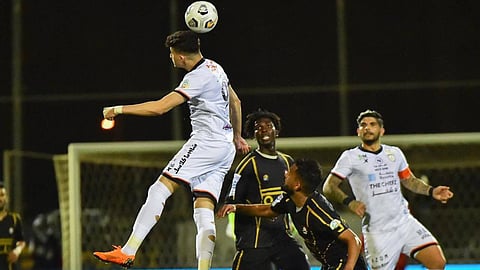 الشباب يقسو على الرائد برباعية ويستعيد صدارة دوري المحترفين