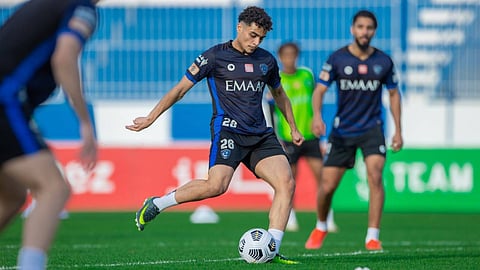 بالمناورة التكتيكية.. «الهلال» يختتم استعداداته لمواجهة «ضمك»